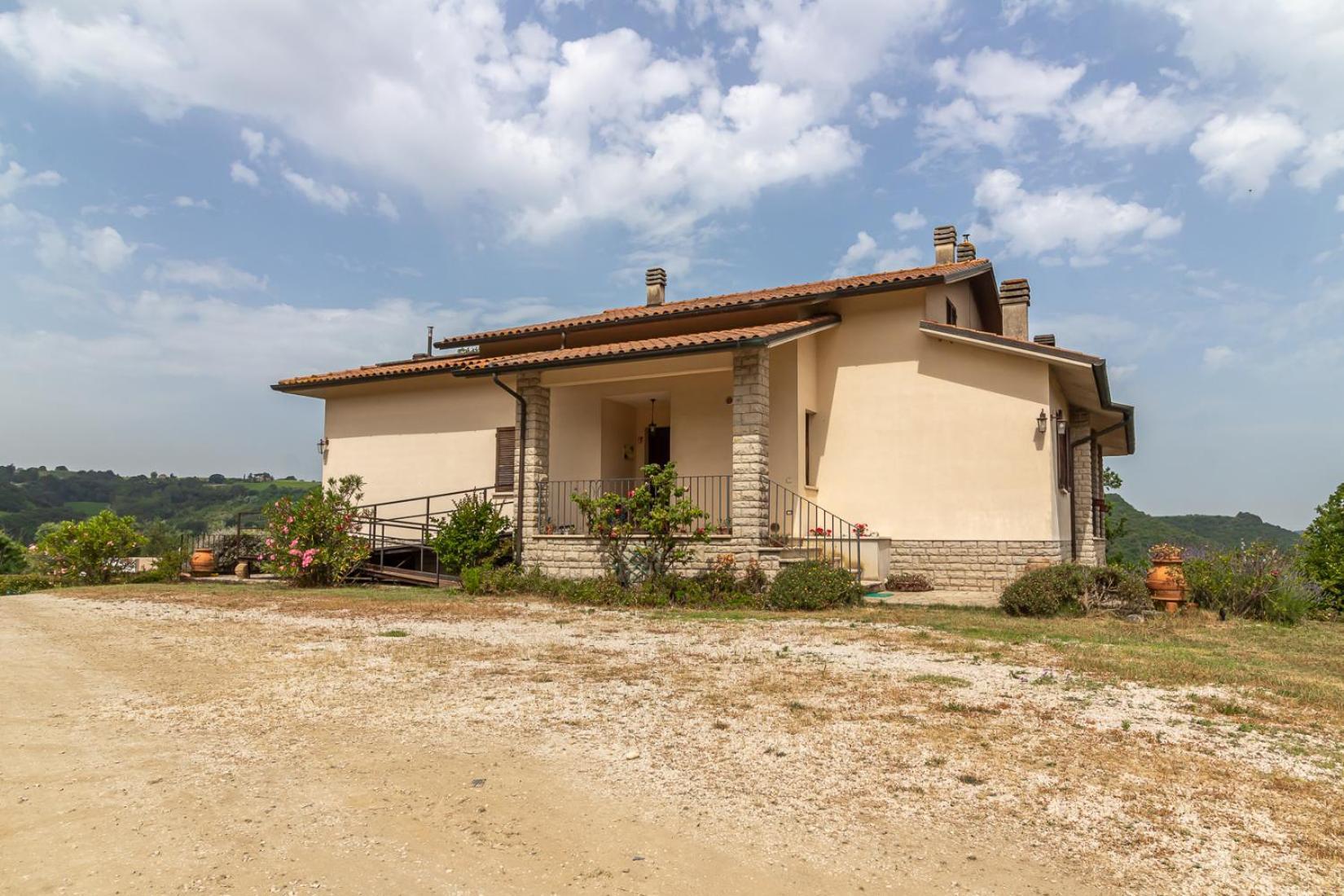 Apartament Agriturismo La Vite E L'Ulivo Baschi Zewnętrze zdjęcie