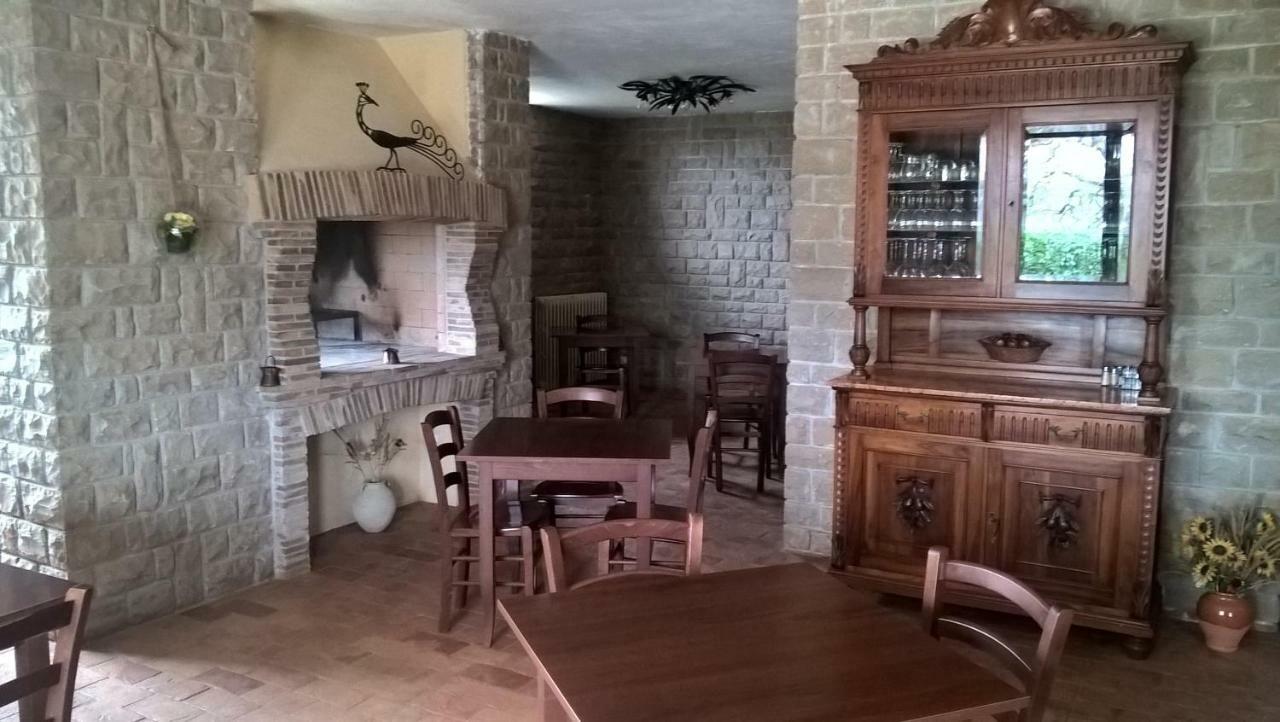 Agriturismo La Vite E L'Ulivo Baschi Zewnętrze zdjęcie